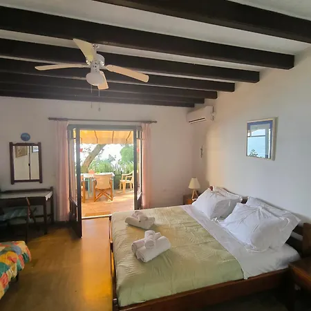 شقة Beachfront Romantica Place Ground Floor *