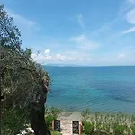 Beachfront Romantica Place Ground Floor