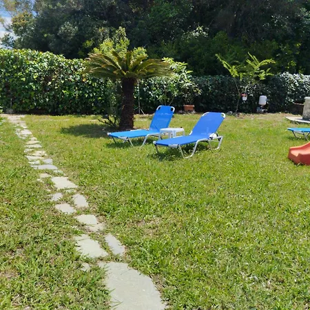 Beachfront Romantica Place Ground Floor *