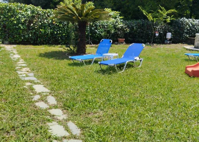 Beachfront Romantica Place Ground Floor *