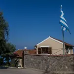 Beachfront Romantica Place Ground Floor