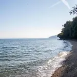 Beachfront Romantica Place Ground Floor 아파트 *