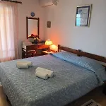아파트 Beachfront Romantica Place Ground Floor
