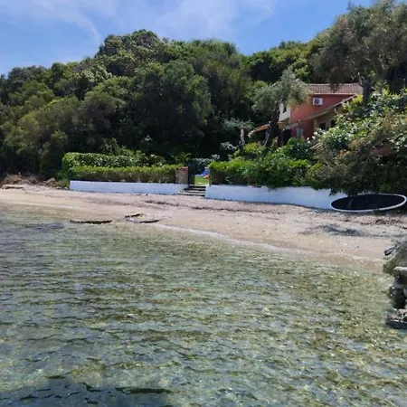 Apartament Beachfront Romantica Place Ground Floor *