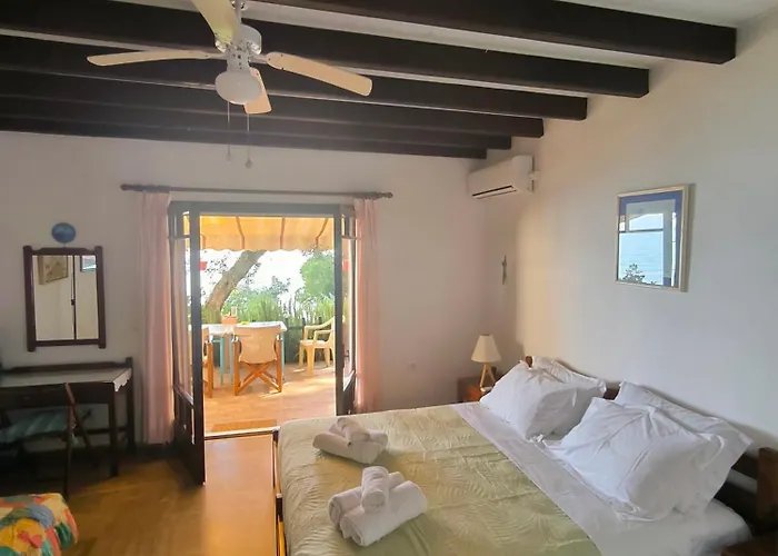 Apartman Beachfront Romantica Place Ground Floor *
